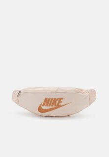 Поясная сумка HERITAGE UNISEX Nike, гуава лед/янтарно-коричневый