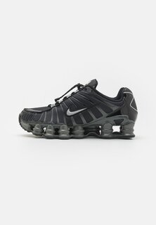 Низкие кроссовки SHOX Nike, черный/серебристый металлик/антрацит/высокое напряжение