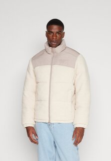 Зимняя куртка JORCOZY PUFFER JACKET Jack &amp; Jones, атмосфера