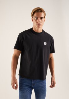 Базовая футболка Pier One, черная