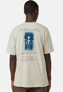 футболка с принтом PREMIUM LOOSE FIT ART Cotton On, каменная глина, параллельные формы жизни