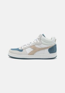 Высокие кеды MAGIC BASKET DEMI NEAT UNISEX Diadora, белый/непогода