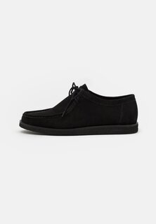 Спортивные туфли на шнуровке КОЖА Zign, черные