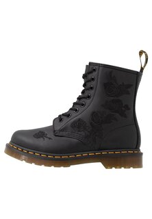 Ботильоны на шнуровке 1460 VONDA MONO Dr. Martens, черный