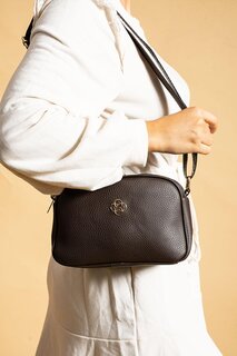 Женская сумка через плечо на молнии с регулируемым ремешком и 4 отделениями BAG5006-23 Pembe Potin, коричневый