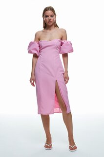 Платье с разрезом и рукавами-фонариками, розовое QUZU