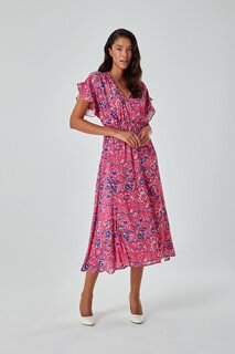 Платье цвета фуксии с короткими рукавами и красочным узором Mizalle