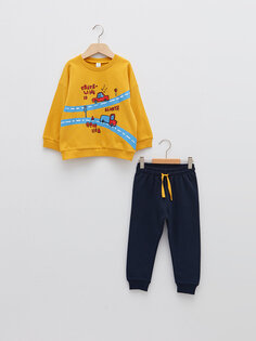 Хлопковый свитшот для маленьких мальчиков с круглым вырезом и длинными рукавами с принтом и брюки-джоггеры, комплект из 2 предметов LCW baby