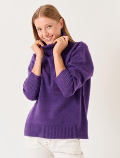 Пурпурный трикотажный свитер с водолазкой и длинными рукавами Jimmy Key