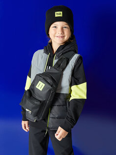 Пуховик для мальчика с капюшоном и светоотражающими деталями LCW Kids, серый