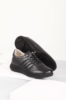 Женские кроссовки из натуральной кожи с круглым носком и мягкой подошвой на шнуровке 42215 GÖNDERİ(R), черный