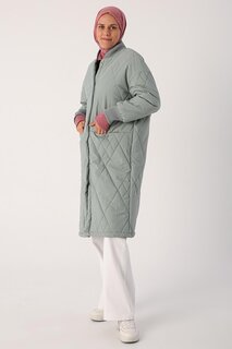 Светло-зеленое стеганое пальто оверсайз в рубчик с ромбовидным узором ALL DAY