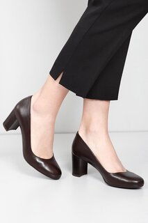 Женские туфли на толстом среднем каблуке Gön из натуральной кожи с тупым носком 23273 GÖNDERİ(R)