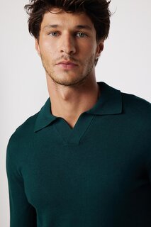 Зеленый мужской свитер узкого кроя поло с V-образным вырезом TUDORS