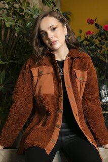 Зимняя куртка оверсайз из искусственного меха с воротником-рубашкой и карманами 42190487 Lela, легкий кофе