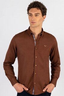Облегающая хлопковая однотонная мужская коричневая рубашка, которую легко гладить TUDORS