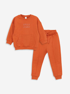Комплект из 2 предметов: толстовка и спортивные штаны для маленьких мальчиков с круглым вырезом и длинными рукавами с принтом LCW baby, матовый оранжевый