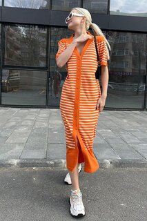 Оранжевое женское трикотажное платье на пуговицах MG1648 MADMEXT
