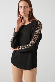 Блузка с круглым вырезом и рукавами с леопардовым узором 5863809 Lela