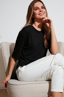 Детальная блузка Oversize с круглым вырезом и разрезом 5863683 Lela, черный