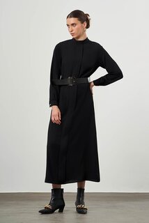 Длинное черное платье с поясом Mizalle
