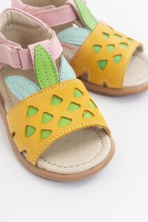 Желтые кожаные ортопедические сандалии для девочек на подставке MİNİPİCCO Minipicco