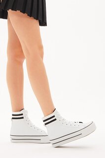 Женская белая удобная спортивная обувь на эластичной шнуровке TONNY BLACK