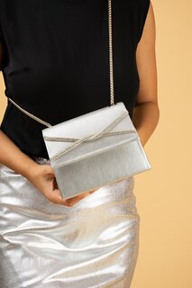 Женская вечерняя сумка с полосками и цепочкой BAG3000-23 Pembe Potin, серебро
