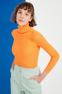 Женская оранжевая водолазка в рубчик, базовый свитер узкого кроя Z Giyim