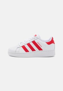 Низкие кроссовки SUPERSTAR XLG UNISEX adidas Originals, обувь белая/лучше алая