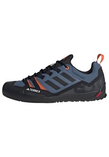 Низкие кроссовки TERREX SWIFT SOLO 2.0 adidas Sportswear, стальной сердечник черный полуударный оранжевый