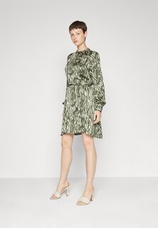 Платье-рубашка JOCELINE IRIDA DRESS Moss Copenhagen, черный песочный зебра