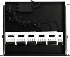 Выдвижной ящик Ansmann для монтажа в стойку с 5 зарядными устройствами Comfort Smart и 1 зарядным устройством Comfort Mini Mini.