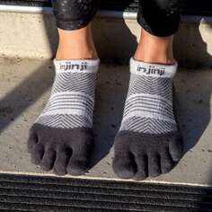 Легкие носки для бега без показа женские Injinji, серый