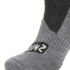 Водонепроницаемые всепогодные носки средней длины SealSkinz, цвет Black/Grey Marl