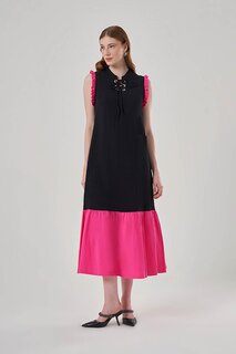 Черное платье с планкой цветных блоков Mizalle