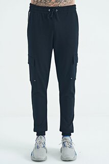 Мужской спортивный костюм для джоггеров темно-синего цвета с детальной вышивкой логотипа и карманом-карго TOMMYLIFE