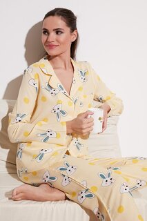 Тканый пижамный комплект с эластичным поясом и карманом на талии с рисунком и детальным воротником 6110116 Lela, желтый