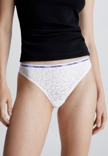 Стринги Calvin Klein Underwear, белые