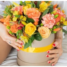 Букет живых цветов VORNIKOV BOUQUETS Коробка цветов Сюрприз