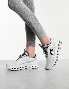 Белые кроссовки для бега ON Cloudmonster