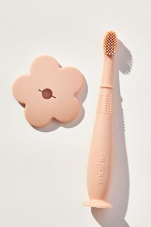 Зубная щетка Mushie для тренировки цветов, розовый