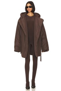 Пальто Norma Kamali Hooded Sleeping Bag Car, цвет Chocolate