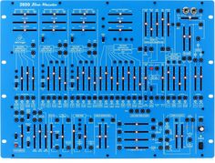 Аналоговый полумодульный синтезатор Behringer 2600 Blue ограниченной серии