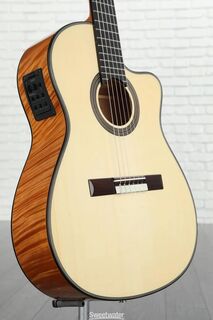 Акустико-электрическая гитара Cordoba Fusion 14 с кленовыми нейлоновыми струнами - ель