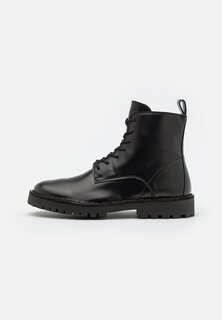 Ботильоны на шнуровке SLHRICKY LACE UP BOOT Selected, черный