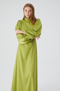 Атласное вечернее платье с объемными рукавами Фисташково-зеленое Manuka