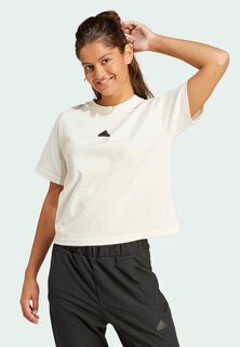 Базовая футболка adidas Sportswear, цвет off white