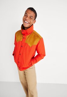 Куртка Levi&apos;s WEBSTER WESTERN PUFFER, цвет valiant poppy Levis