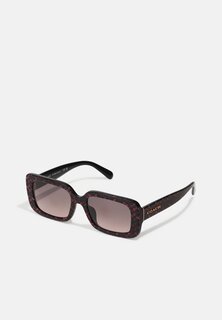 Солнцезащитные очки Coach, фирменный рубин с жемчугом
